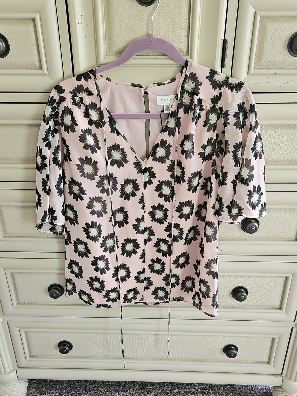 Ted Baker Pink Floral Breezy Tie Neck Casual Boho Chic Blouse US Sz. 4